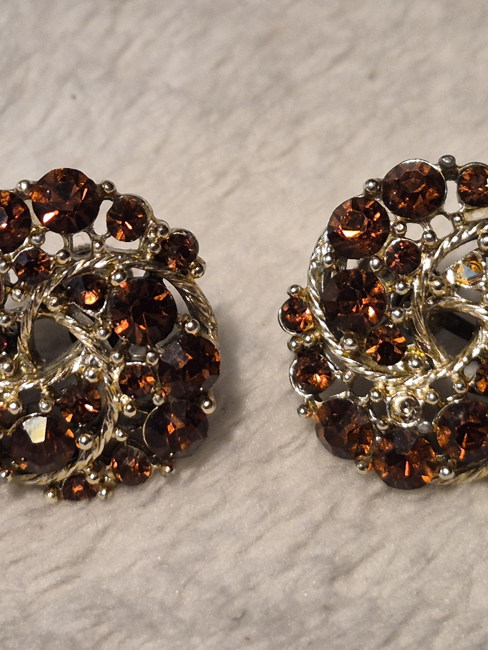 Vintage Mid-Century Lisner Silver-Tone Amber Rhinestone Wreath Swirl Cluster